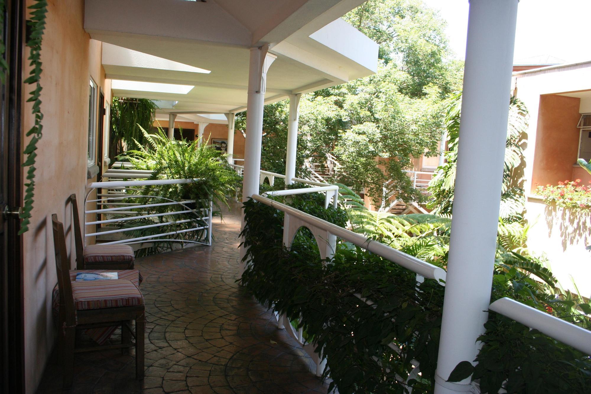 Hotel Ciudad Vieja Guatemala City Exterior photo