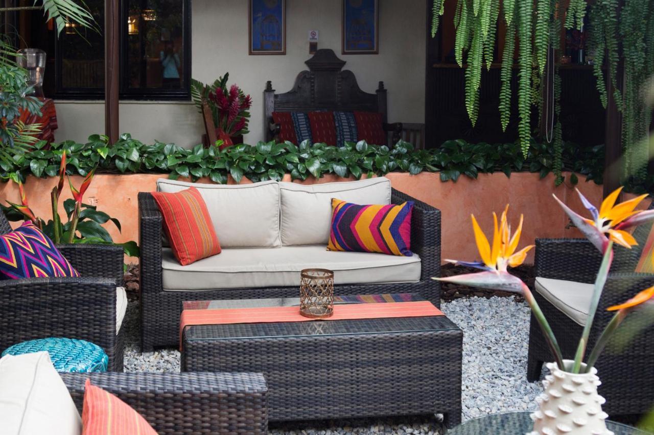 Hotel Ciudad Vieja Guatemala City Exterior photo