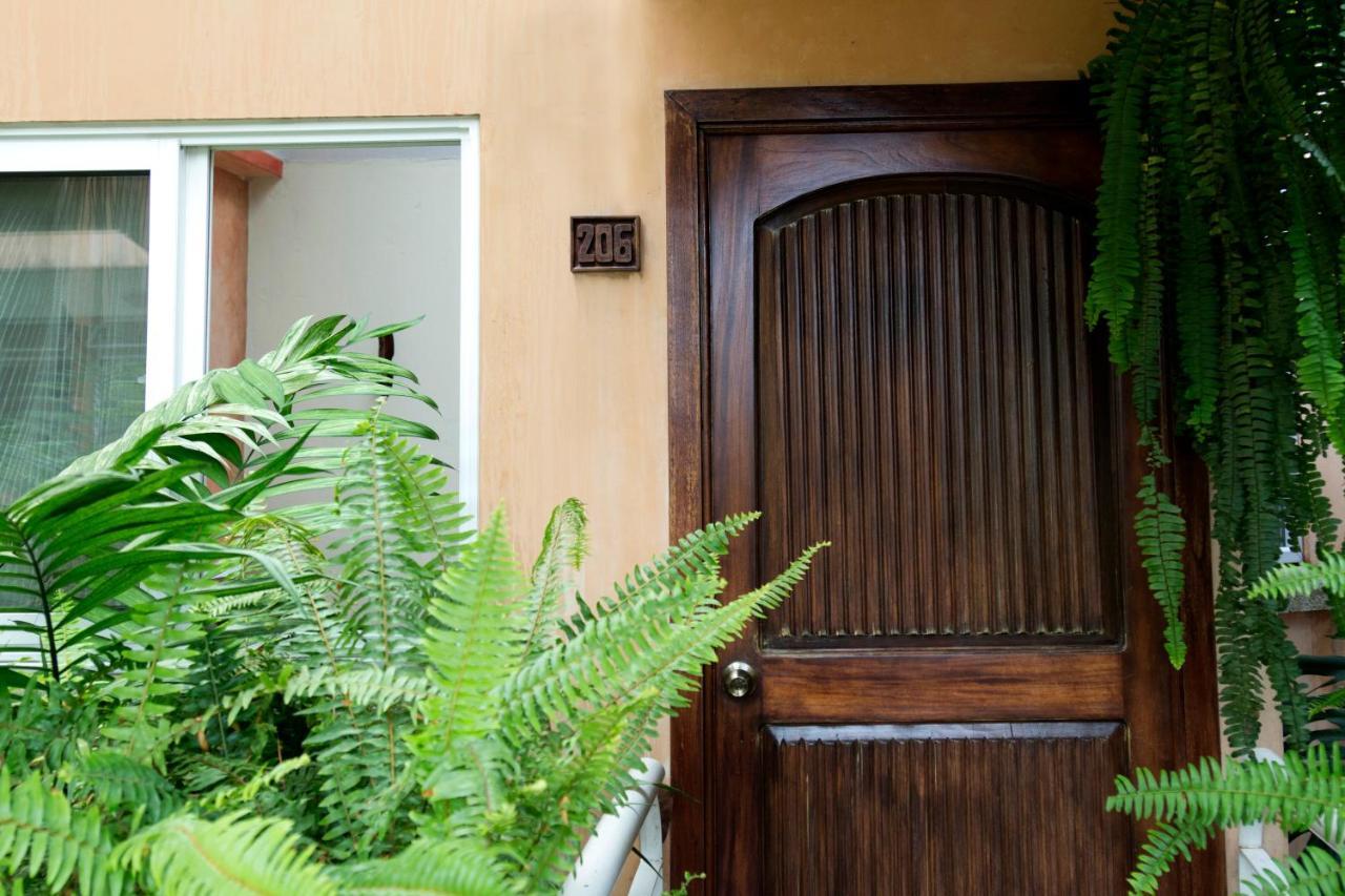 Hotel Ciudad Vieja Guatemala City Exterior photo